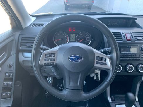 Used 2014 Subaru Forester 2.5i Premium w/ All-Weather Package AWD/4WD image 8