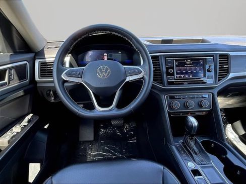 Used 2023 Volkswagen Atlas SE FWD image 8