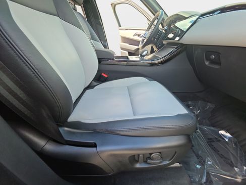 Used 2026 Land Rover Range Rover Velar Dynamic SE AWD/4WD image 10