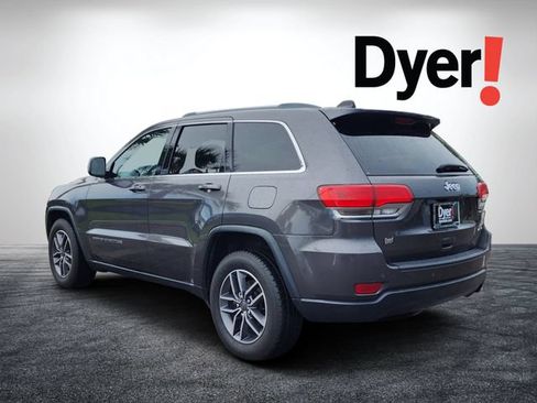 Used 2019 Jeep Grand Cherokee Laredo w/ Laredo X Package RWD image 6