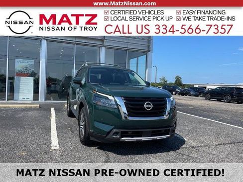 Certified 2025 Nissan Pathfinder SL FWD image 1