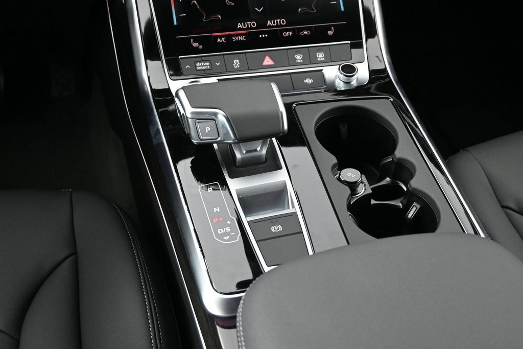 New 2026 Audi Q7 2.0T Premium AWD/4WD image 16