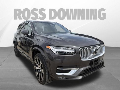 Used 2025 Volvo XC90 B6 Ultra w/ Protection Package AWD/4WD image 3