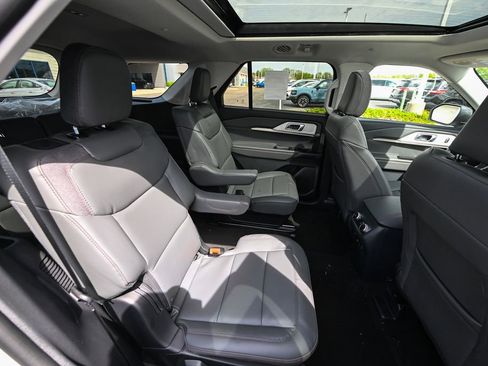 New 2026 Ford Explorer Active w/ Active Comfort Package AWD/4WD image 26