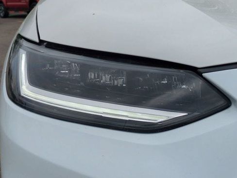 Used 2025 Honda HR-V Sport image 10