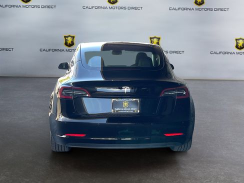 Used 2022 Tesla Model 3 Standard Range RWD image 4