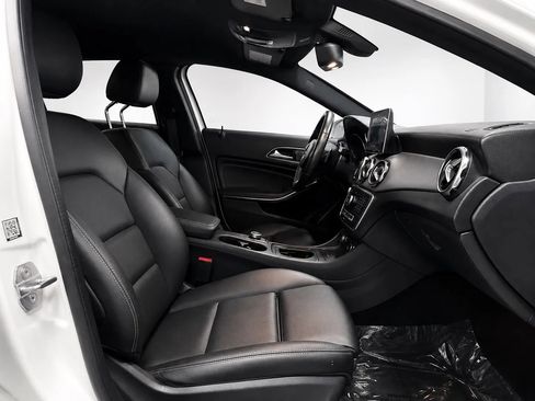 Used 2019 Mercedes-Benz GLA 250 image 22