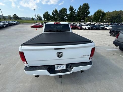 Used 2015 RAM 1500 Express AWD/4WD image 24