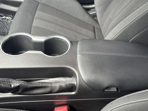 Used 2019 Ford Mustang GT RWD image 21