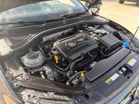 Used 2025 Volkswagen Jetta GLI Autobahn FWD image 35