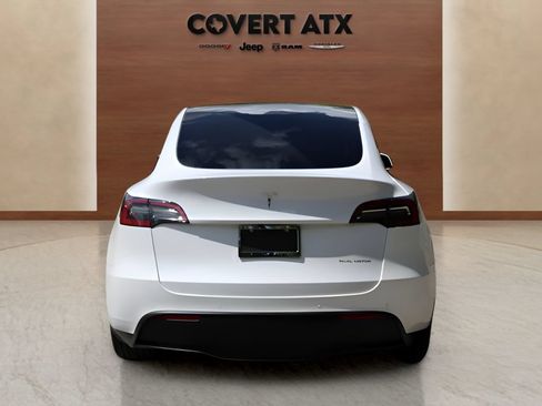 Used 2021 Tesla Model Y Long Range AWD/4WD image 4