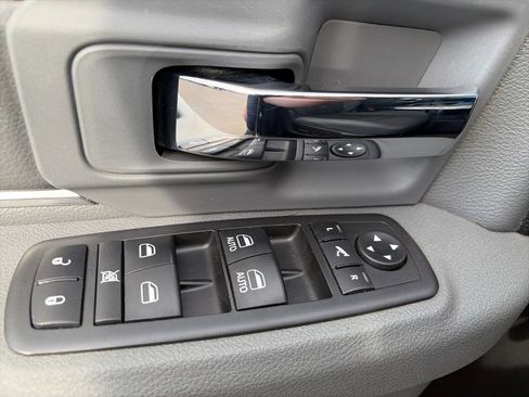 Used 2018 RAM 1500 Big Horn AWD/4WD image 13