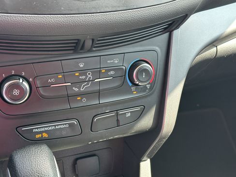 Used 2017 Ford Escape S image 18