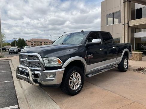 Used 2013 RAM 2500 Laramie w/ Cold Weather Group AWD/4WD image 3