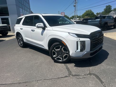 Used 2024 Hyundai Palisade SEL w/ Premium Package image 1