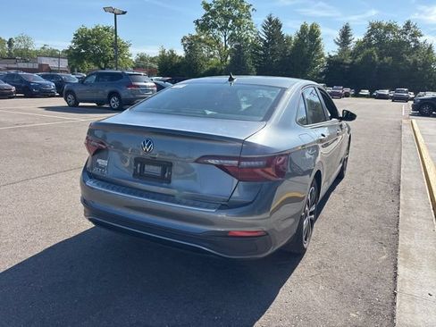 Used 2024 Volkswagen Jetta Sport FWD image 5
