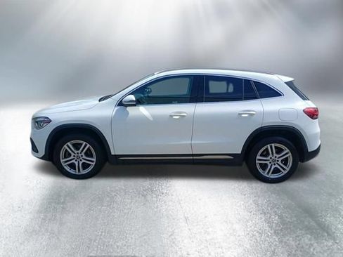 Used 2023 Mercedes-Benz GLA 250 4MATIC image 2