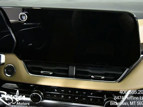 New 2026 Chevrolet Equinox ACTIV w/ LPO, Floor Liner Package image 4