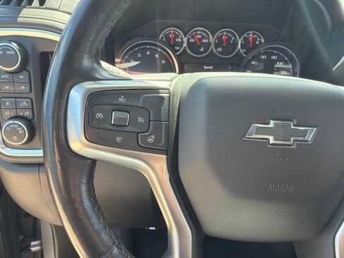 Used 2022 Chevrolet Silverado 1500 LT Trail Boss w/ Convenience Package II AWD/4WD image 19