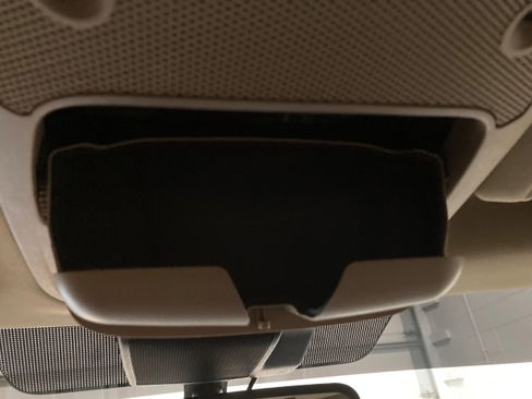 Used 2019 Ford F150 Lariat image 32