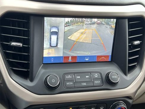 Certified 2019 GMC Acadia Denali w/ Technology Package image 20