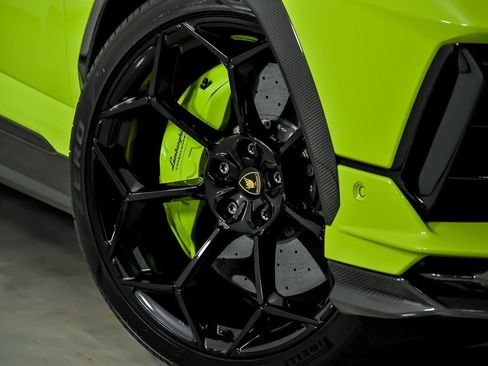 Used 2023 Lamborghini Urus Performante image 4