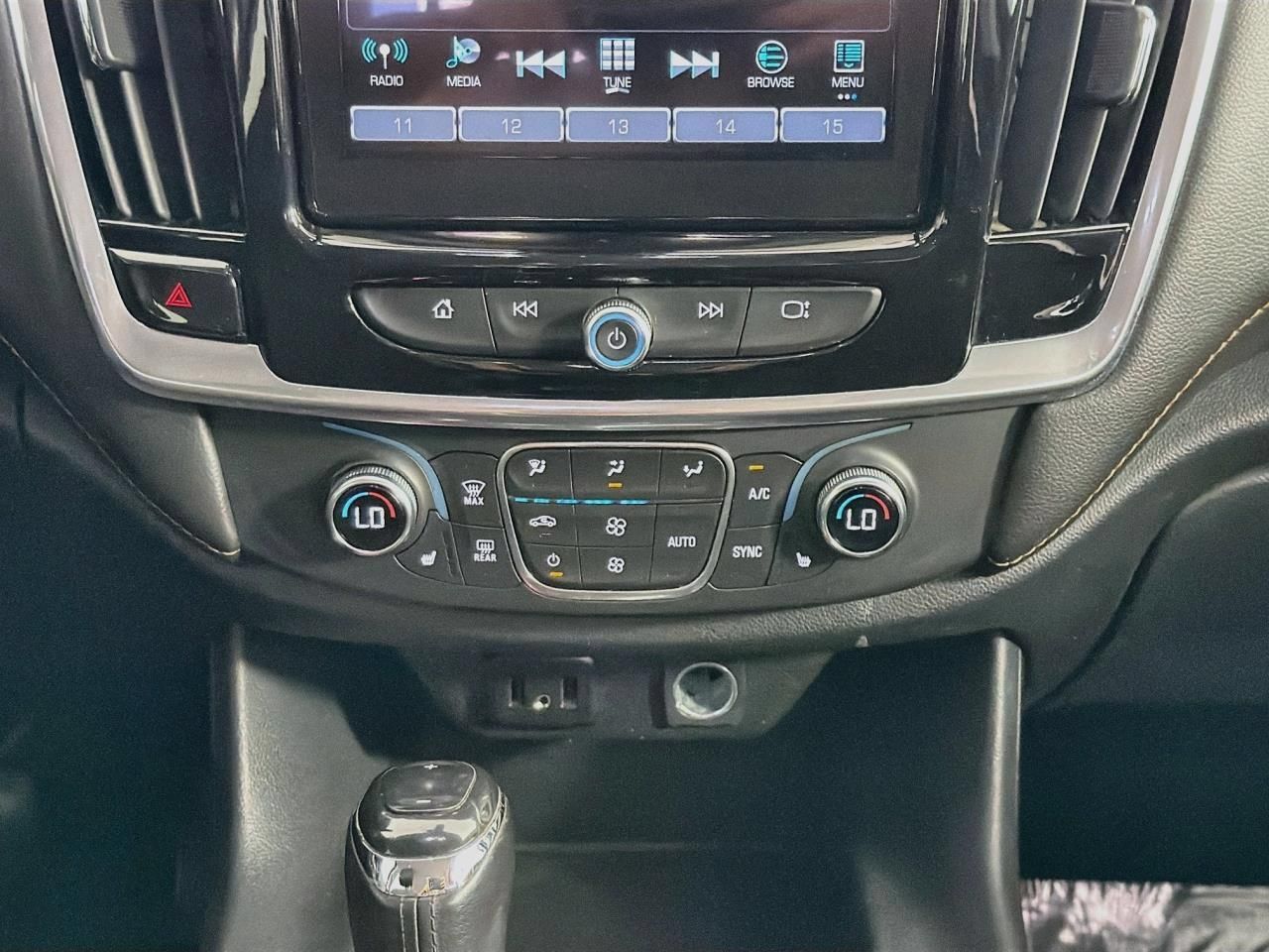 Used 2019 Chevrolet Traverse LT w/ LPO, Black Accent Package AWD/4WD image 16