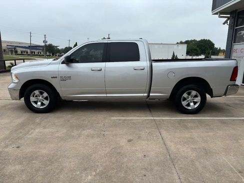 Used 2019 RAM 1500 Classic SLT RWD image 7