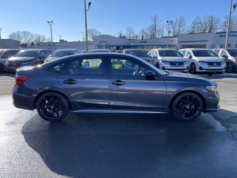 Used 2023 Honda Civic Sport image 19