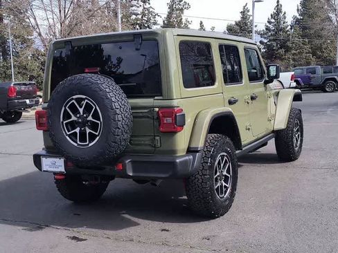 New 2026 Jeep Wrangler Unlimited Rubicon AWD/4WD image 8