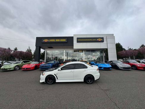Used 2012 Mitsubishi Lancer Evolution GSR image 17