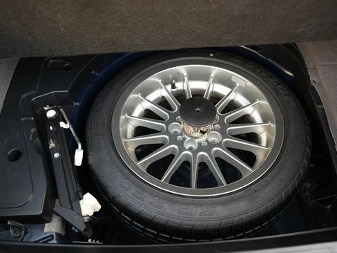 Used 1999 BMW 540i Sedan image 50