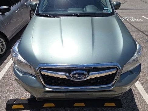 Used 2016 Subaru Forester 2.5i Touring AWD/4WD image 6