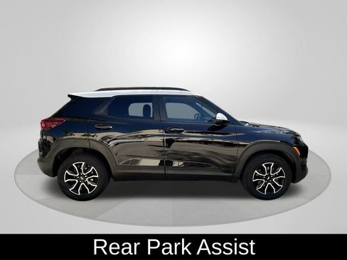 Used 2023 Chevrolet TrailBlazer ACTIV w/ Convenience Package FWD image 8