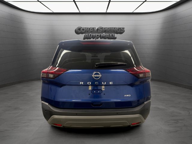 Used 2023 Nissan Rogue S AWD/4WD image 6