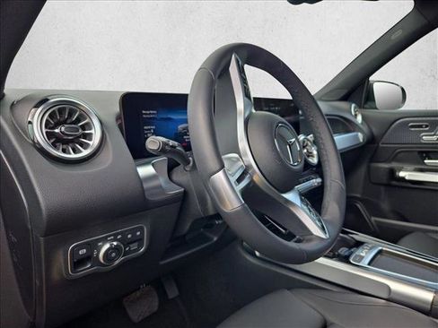 Certified 2025 Mercedes-Benz GLB 250 image 9