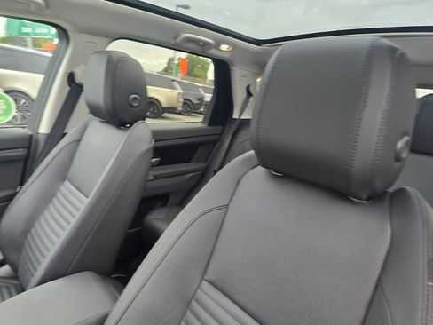 Used 2024 Land Rover Discovery Sport S image 25