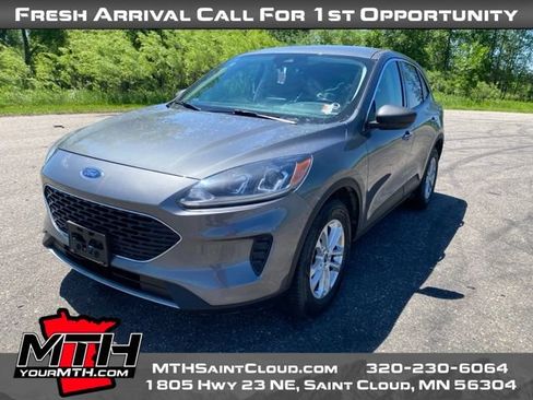 Used 2022 Ford Escape SE w/ Convenience Package AWD/4WD image 4