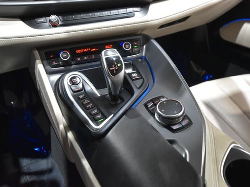 Used 2016 BMW i8 AWD/4WD image 30