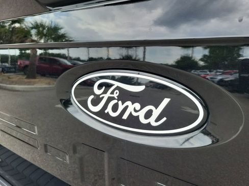 Used 2024 Ford F150 XLT w/ XLT Black Appearance Package RWD image 7