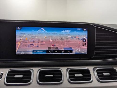 Used 2020 Mercedes-Benz GLE 350 4MATIC w/ Premium Package image 26