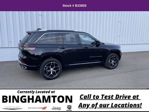 Used 2022 Jeep Grand Cherokee Summit image 4