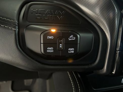 Used 2025 RAM 2500 Limited AWD/4WD image 55
