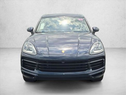 Used 2022 Porsche Cayenne AWD/4WD image 2