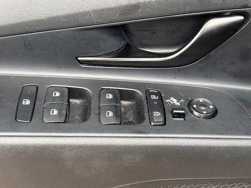 Used 2026 Hyundai Elantra Sport image 25