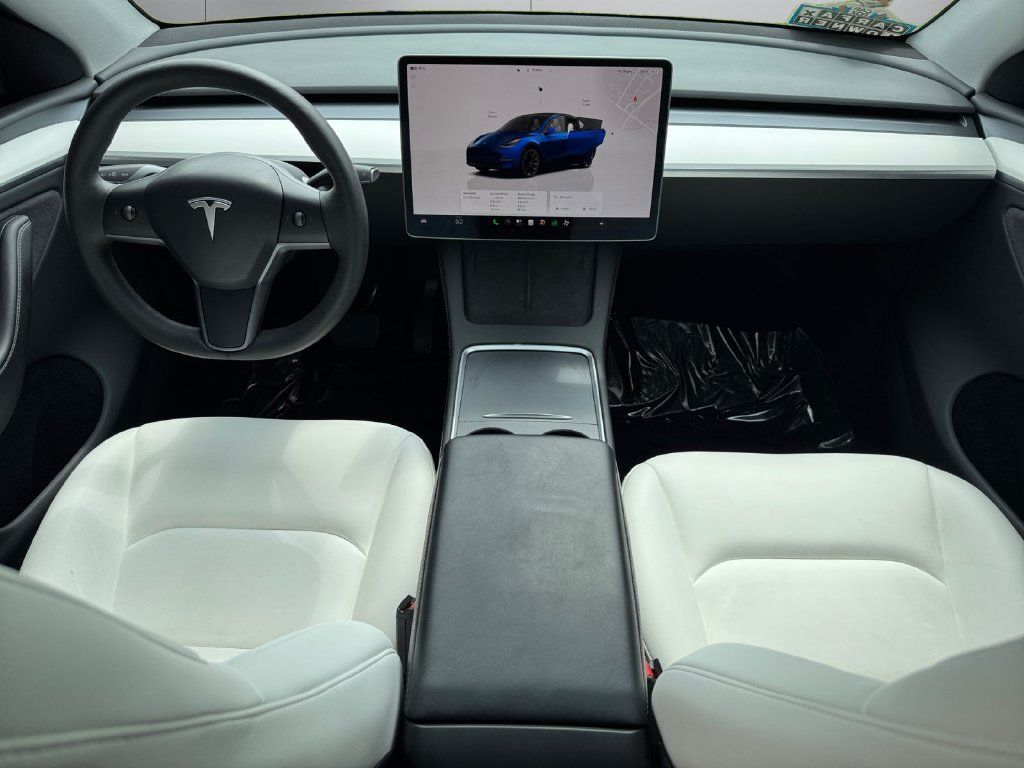 Used 2023 Tesla Model Y Long Range AWD/4WD image 12