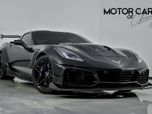 Used 2019 Chevrolet Corvette ZR1 RWD image 1