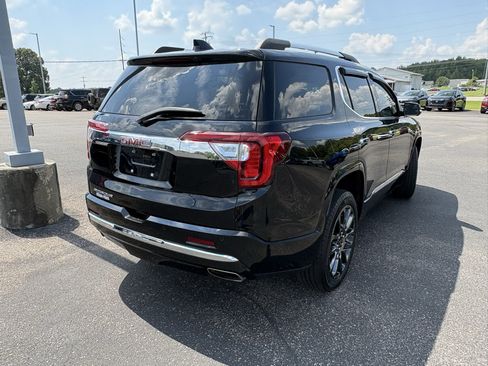 Used 2023 GMC Acadia Denali w/ Black Diamond Edition FWD image 8