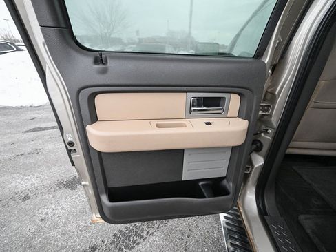 Used 2011 Ford F150 XLT w/ XLT Convenience Pkg image 22