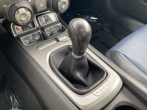 Used 2015 Chevrolet Camaro LT image 15